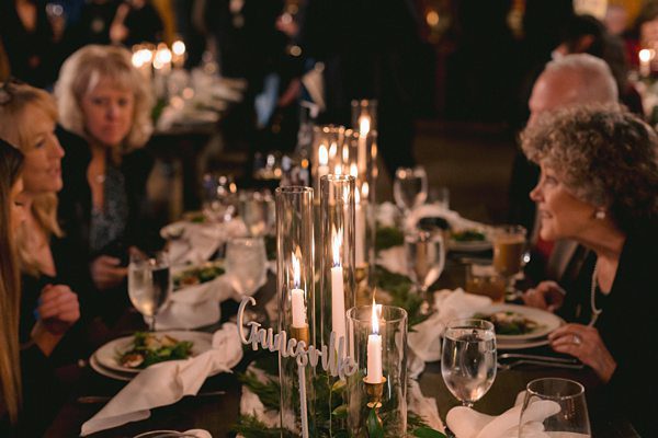 cozy winter wedding decorations
