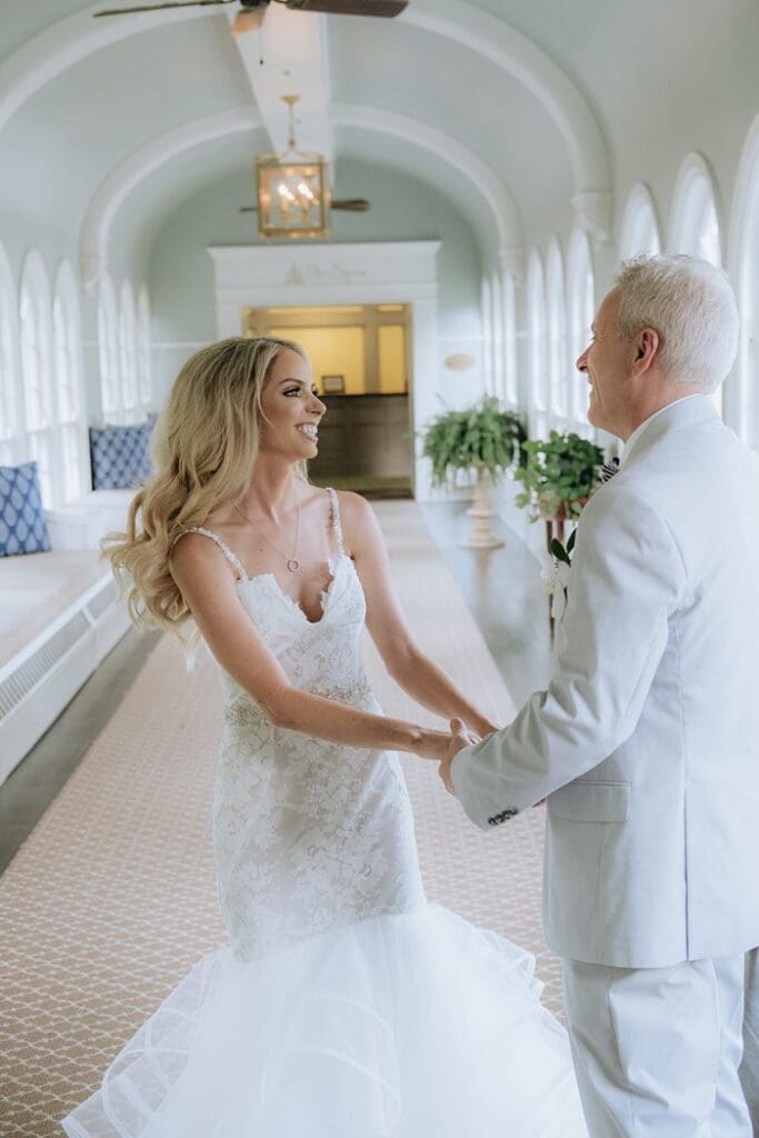 Documentary Virginia Wedding Photographer Editorial Homestead Resort Wedding Hot Springs VA x Documentary Virginia Wedding Photographer Editorial Homestead Resort Wedding Hot Springs VA x
