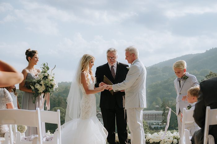 Documentary Virginia Wedding Photographer Editorial Homestead Resort Wedding Hot Springs VA x Documentary Virginia Wedding Photographer Editorial Homestead Resort Wedding Hot Springs VA x