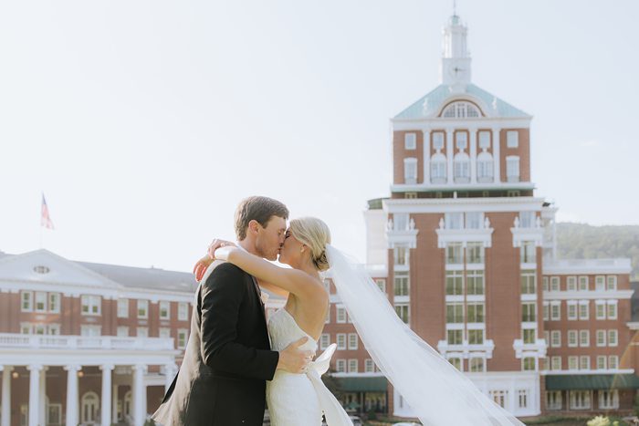 Documentary Editorial Charlottesville Wedding photographer Roanoke Virginia x Documentary Editorial Charlottesville Wedding photographer Roanoke Virginia x