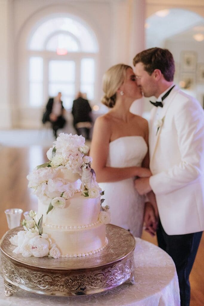 Documentary Editorial Charlottesville Wedding photographer Roanoke Virginia x Documentary Editorial Charlottesville Wedding photographer Roanoke Virginia x