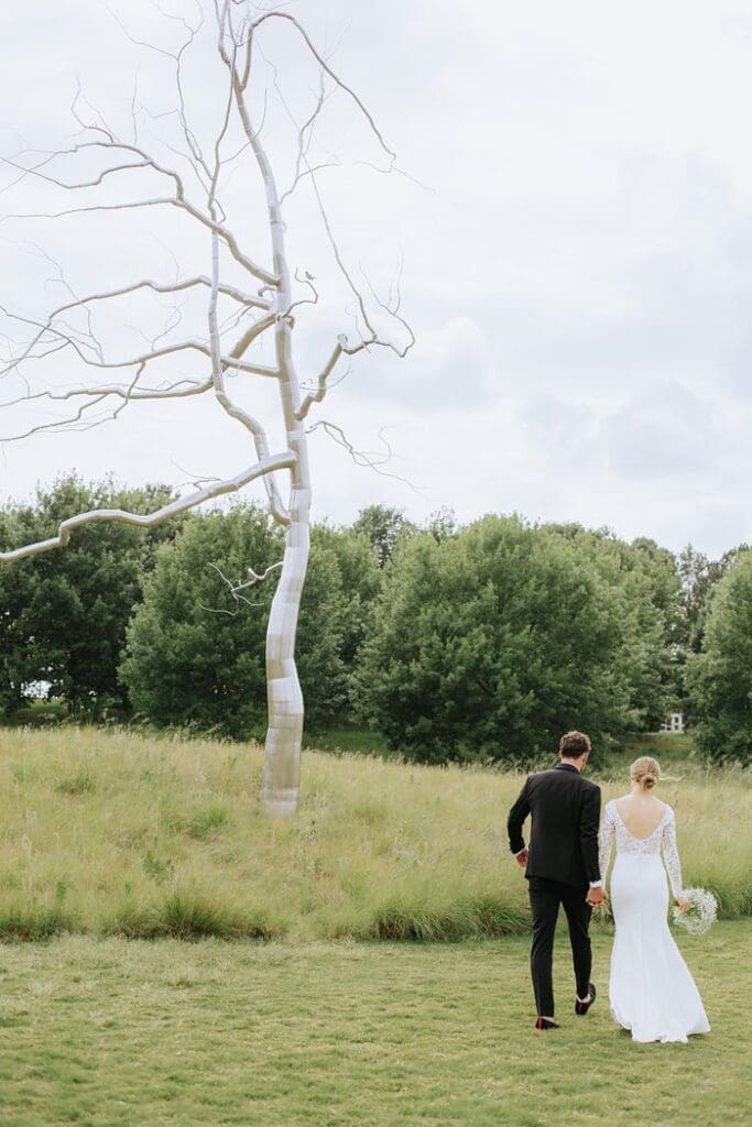 Raleigh editorial wedding photographer Modern NCMA Wedding North Carolina Museum of Art Raleigh editorial wedding photographer Modern NCMA Wedding North Carolina Museum of Art
