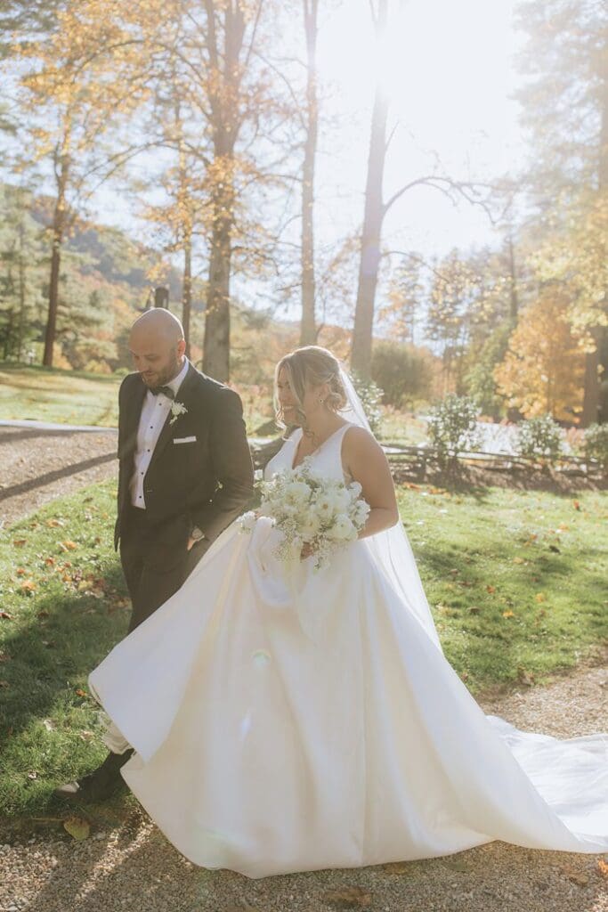 Lonesome Valley Wedding Sapphire NC Luxury Highlands Cashiers Wedding Photographer x Lonesome Valley Wedding Sapphire NC Luxury Highlands Cashiers Wedding Photographer x