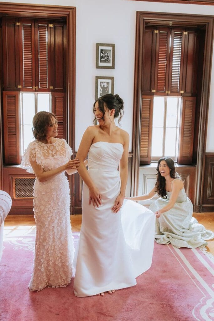 Elstowe Manor Elkins Estate Wedding Elkins Park Philadelphia Wedding Photographer with Elegant Editorial Documentary Style x Elstowe Manor Elkins Estate Wedding Elkins Park Philadelphia Wedding Photographer with Elegant Editorial Documentary Style x