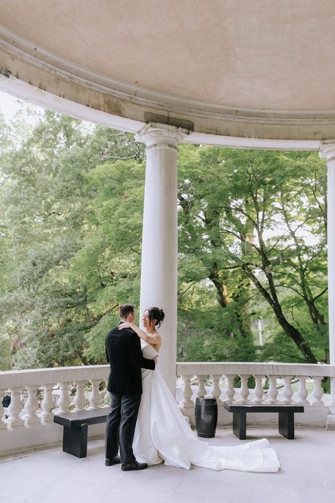 Elstowe Manor Elkins Estate Wedding Elkins Park Philadelphia Wedding Photographer with Elegant Editorial Documentary Style x Elstowe Manor Elkins Estate Wedding Elkins Park Philadelphia Wedding Photographer with Elegant Editorial Documentary Style x