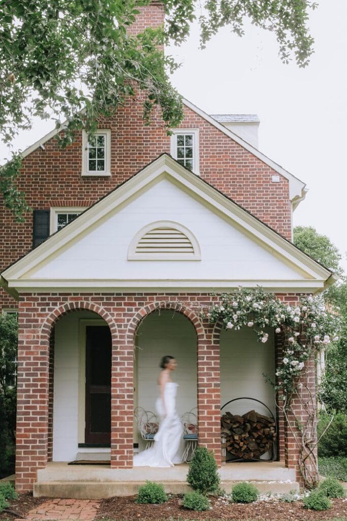 Virginian Hotel Wedding Lynchburg Wedding Photographer Documentary Candid Style x Virginian Hotel Wedding Lynchburg Wedding Photographer Documentary Candid Style x