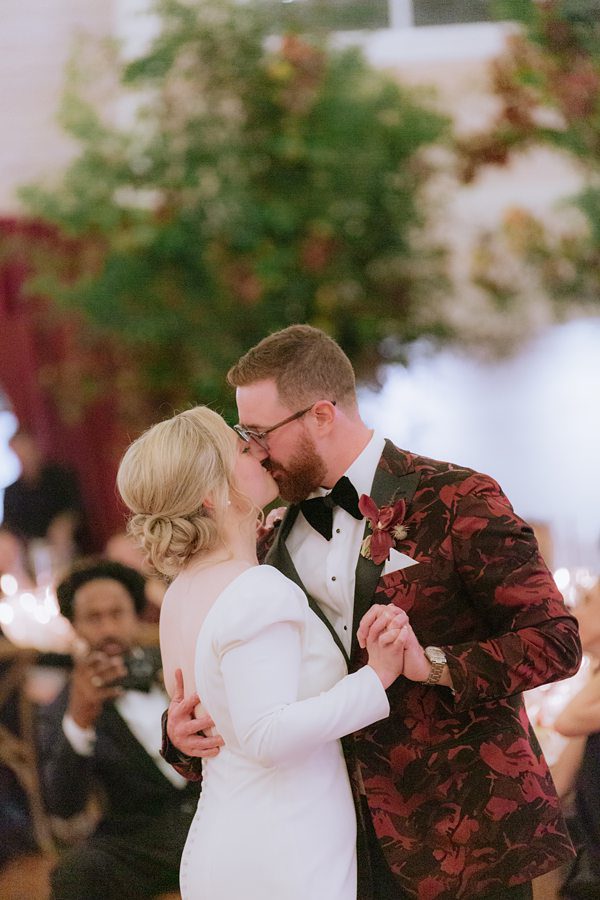 Romantic Moody Wakefield Barn Wedding Raleigh Vermont Wedding Photographer Romantic Moody Wakefield Barn Wedding Raleigh Vermont Wedding Photographer